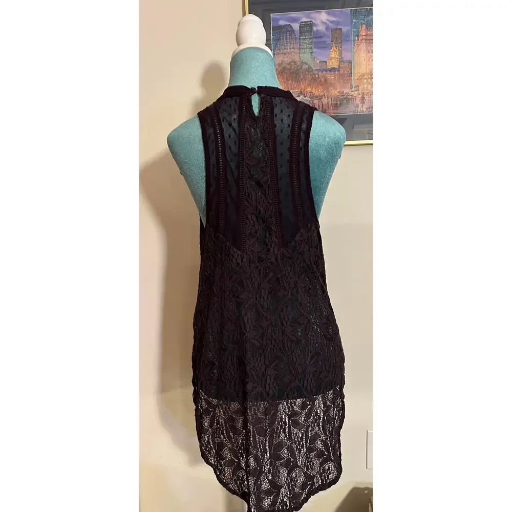 FREE PEOPLE Purple lace tunic. Small